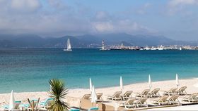 Care sunt cele mai bune ore pentru bronzat. Sfaturi de la specialiști